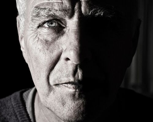 man_portrait_face_eye_elderly-19885